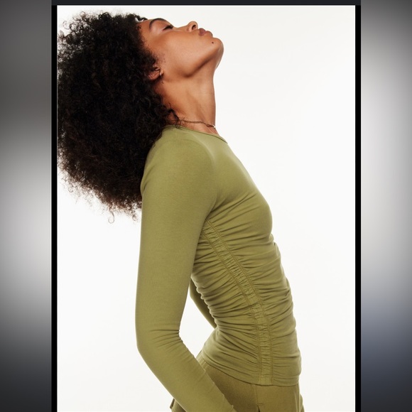 TNA Aritzia Chill Malibu Olive Green Cotton Long Sleeve Ruched Tee 2XS - Picture 2 of 7
